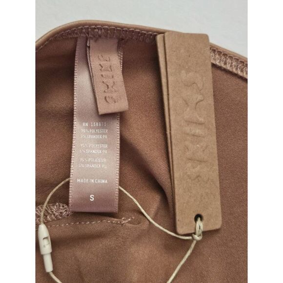 Skims wet jersey triangle bra Nwt - Picture 7 of 7